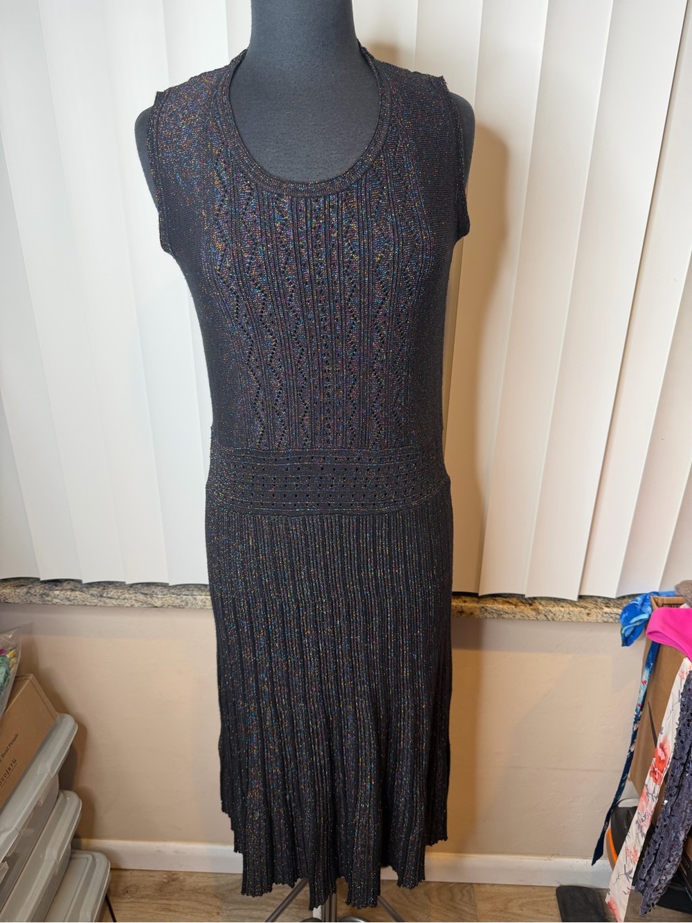 Molly Bracken sleeveless knit maxi pleated dress multi Metallic Shimmer SZ L/ XL